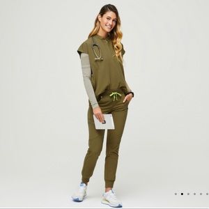 NWT Figs Scrubs in Martini Olive. XS Rafaela top. M Lesage jogger bottoms.